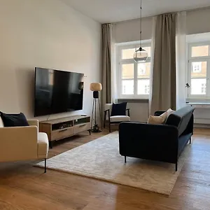 https://maximilianstrasse.getmunichhotels.com