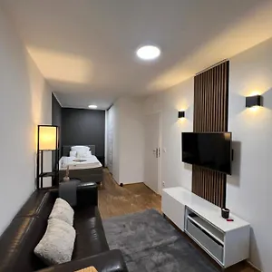 https://apt-medienhafen-direkt-am-zentrum.dortmundhotels.net